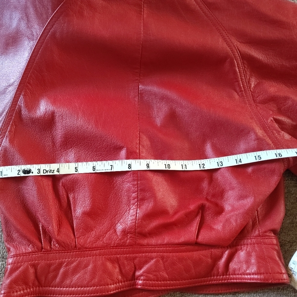 Vintage Wilson Women's Vibrant Red Leather Jacket Size XS - Picture 3 of 13